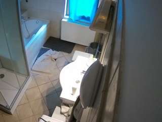 Julmodels Bathroom 2nd Floor-2